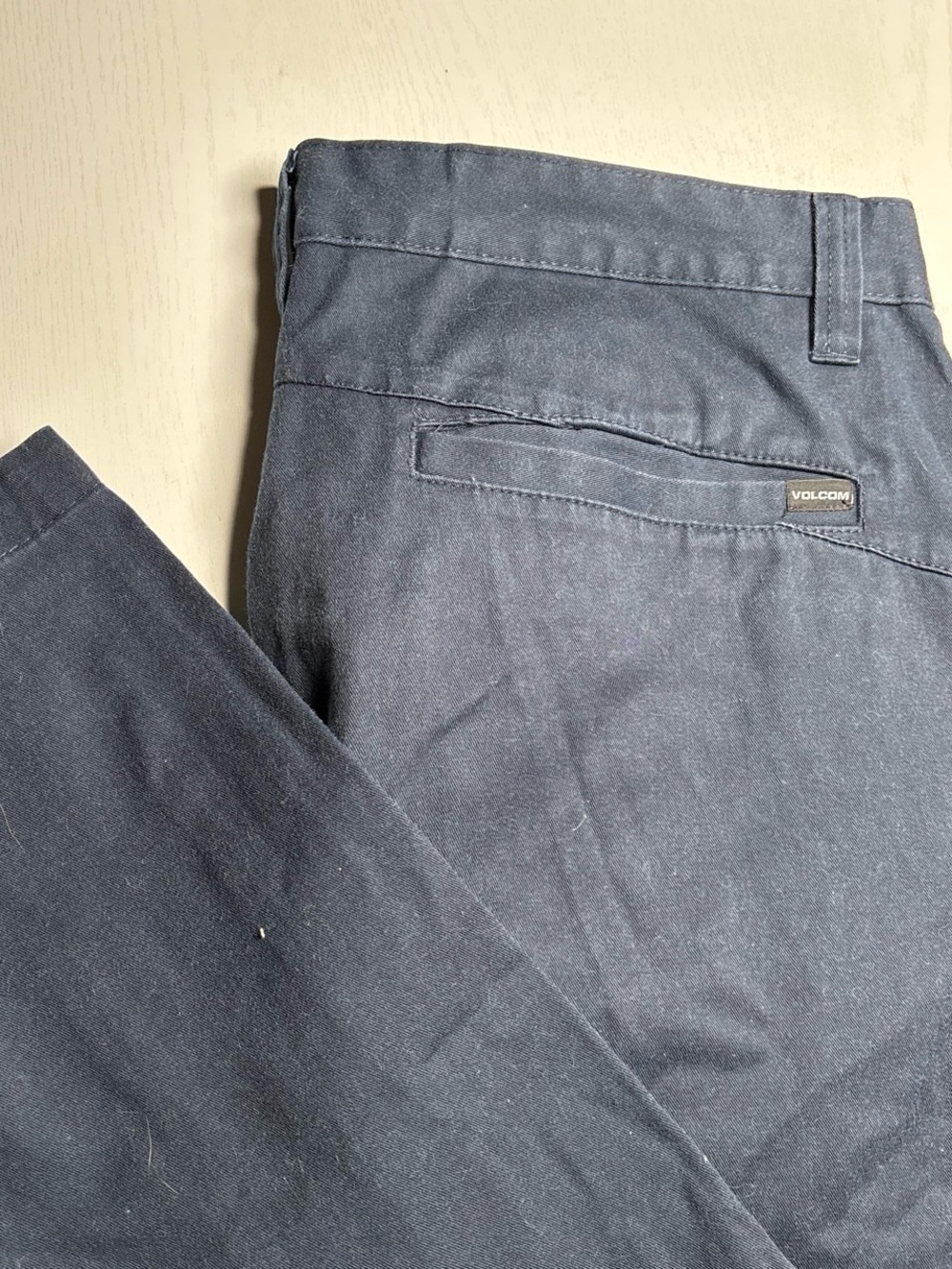 Volcom Men's Dark Navy Chino Pants sz 36